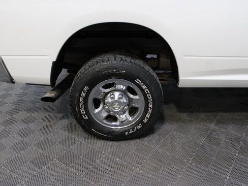 Used 2012 RAM 3500 ST w/ Chrome Appearance Group image 12