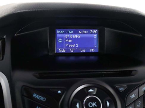 Used 2014 Ford Focus SE image 33