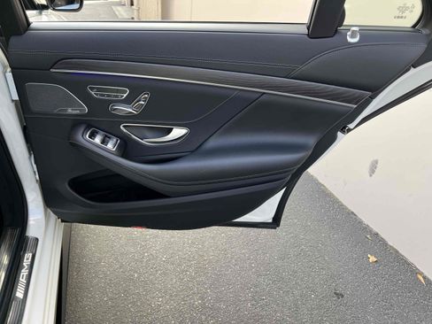 Used 2020 Mercedes-Benz S 63 AMG 4MATIC Sedan w/ Driver Assistance Package image 72