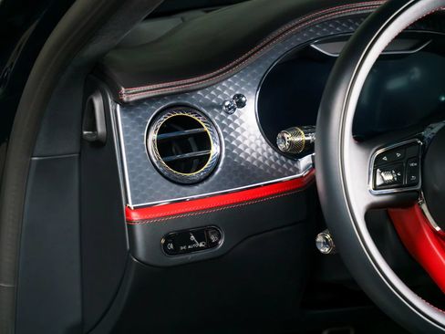Used 2024 Bentley Flying Spur W12 AWD/4WD image 9