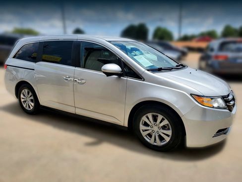 Used 2014 Honda Odyssey EX image 11