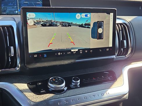 New 2026 Ford Expedition Tremor image 14