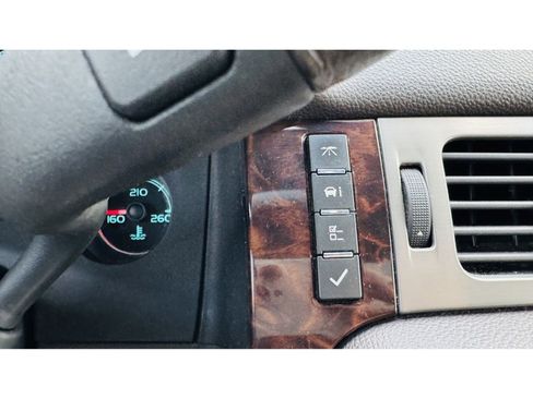 Used 2013 GMC Yukon Denali image 19