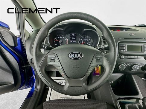 Used 2017 Kia Forte LX image 14