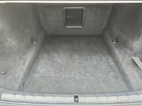 Used 2023 BMW 740i w/ Executive Package image 15