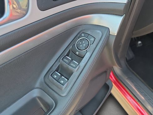 Used 2012 Ford Explorer XLT FWD image 18