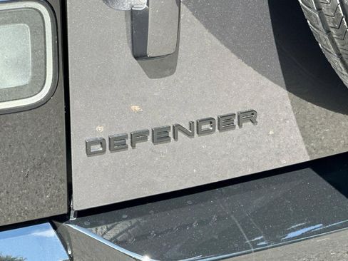 New 2026 Land Rover Defender 110 X-Dynamic SE AWD/4WD image 28