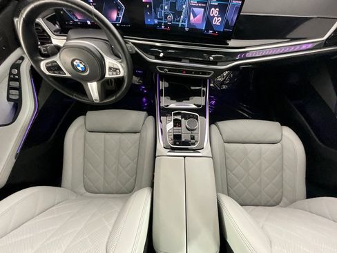 Used 2023 BMW X7 xDrive40i w/ M Sport Package image 14