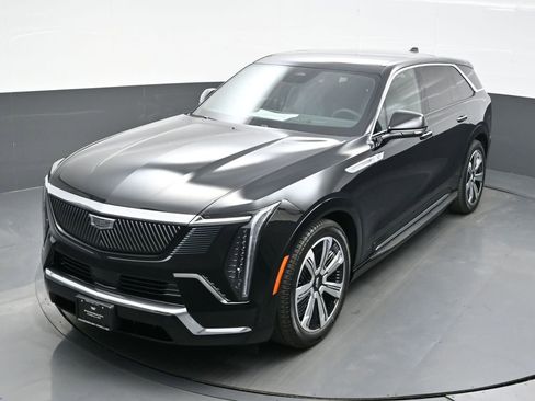 New 2025 Cadillac Escalade IQ Luxury 1 image 18