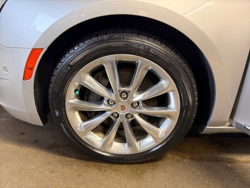 Used 2014 Cadillac XTS Luxury image 27