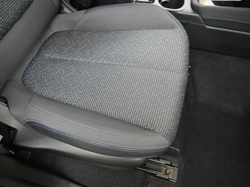 Certified 2025 Subaru Forester Premium AWD/4WD image 12