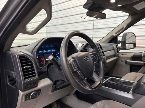 Used 2022 Ford F250 XLT w/ XLT Value Package AWD/4WD image 12