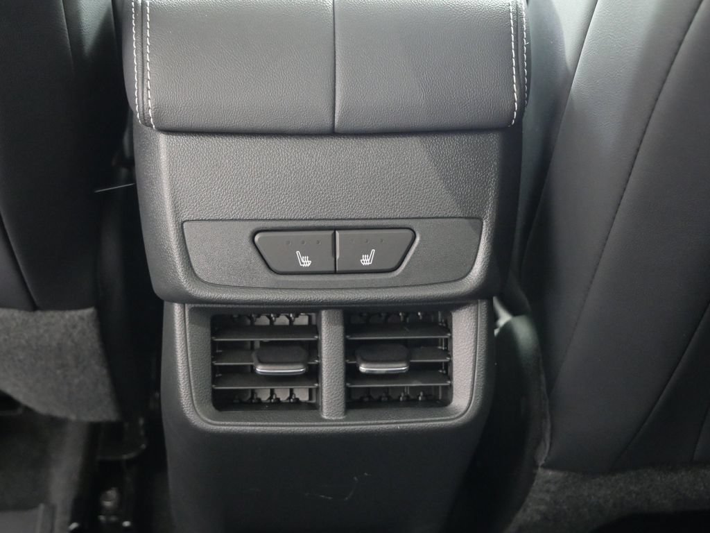 New 2027 GMC Terrain Denali w/ LPO, Floor Liner Package AWD/4WD image 17