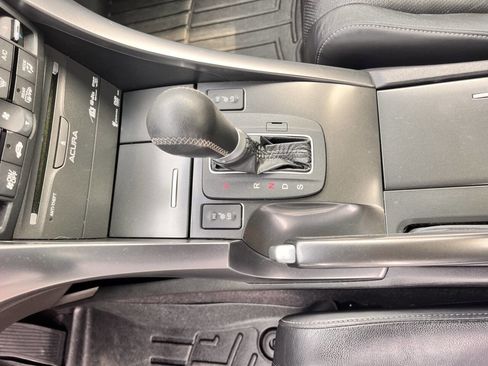 Used 2013 Acura TSX w/Tech 4dr Sedan w/Technology image 17