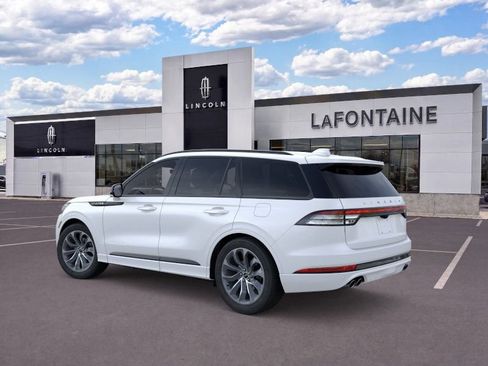 New 2026 Lincoln Aviator AWD image 4