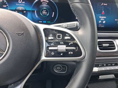 Used 2020 Mercedes-Benz GLS 450 4MATIC image 20