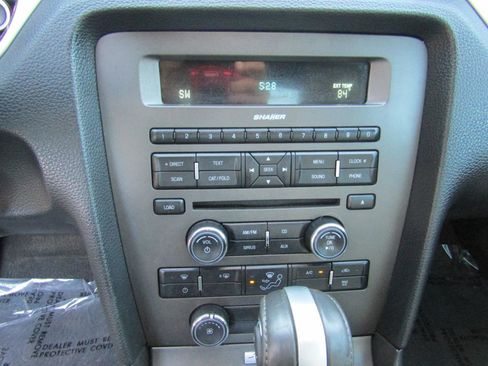 Used 2013 Ford Mustang Premium image 16