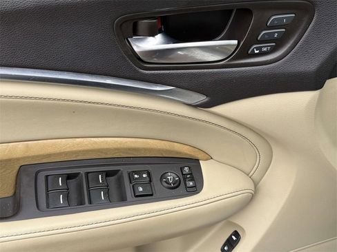 Used 2019 Acura MDX SH-AWD w/ Advance Package image 9