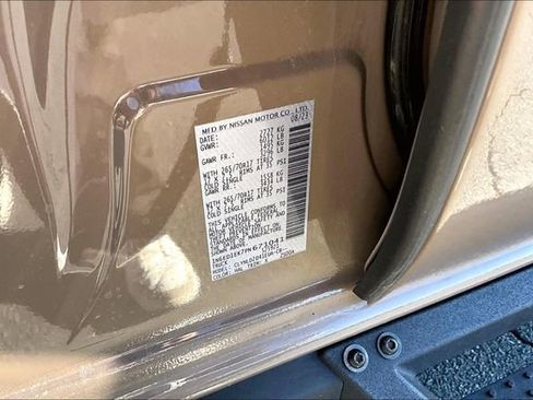 Used 2023 Nissan Frontier PRO-4X w/ Pro Convenience Package image 14