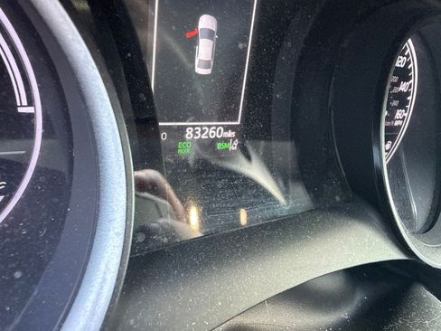Used 2023 Toyota Camry SE w/ Audio Upgrade Package FWD image 11