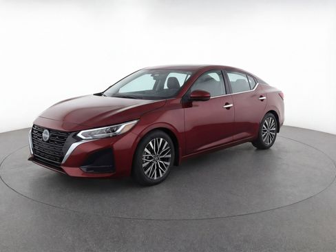 Used 2024 Nissan Altima 2.5 SV FWD image 3