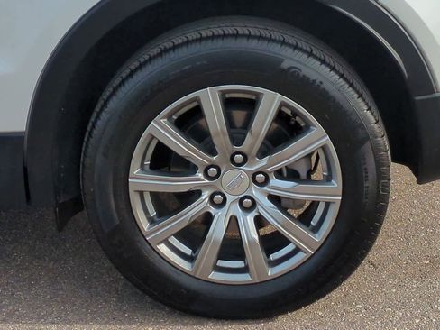 Used 2021 Cadillac XT4 Premium Luxury w/ Cold Weather Package image 13