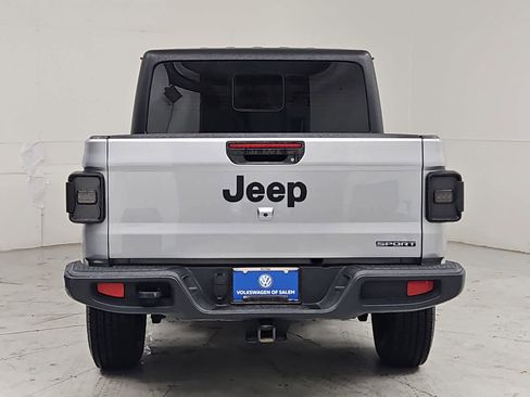Used 2020 Jeep Gladiator Sport w/ Trailer Tow Package AWD/4WD image 5