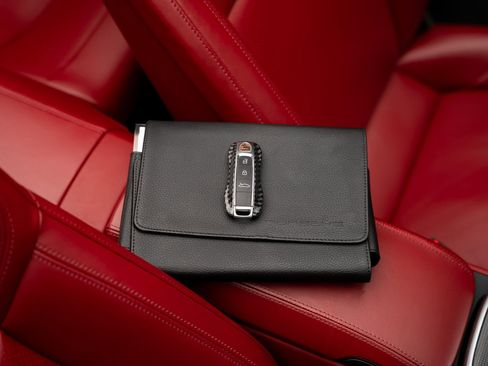 Used 2021 Porsche 911 Carrera S RWD image 85