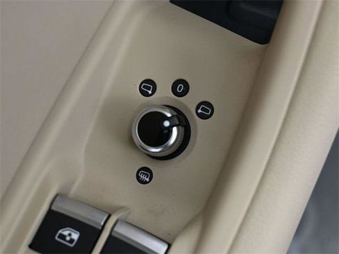 Used 2023 Audi A4 2.0T Premium w/ Convenience Package image 12