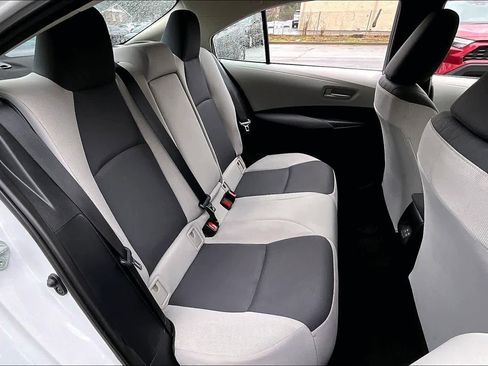 Certified 2024 Toyota Corolla LE image 19