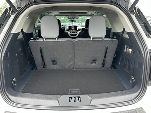 New 2026 Ford Explorer Active w/ Active Comfort Package AWD/4WD image 25