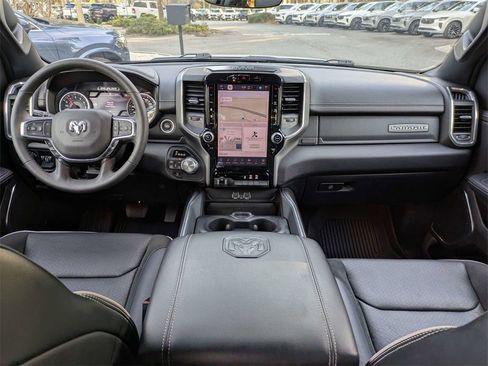 Used 2025 RAM 1500 Laramie image 15