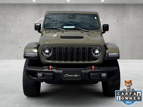 Used 2025 Jeep Gladiator Mojave AWD/4WD image 18