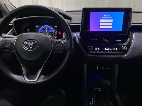 Certified 2023 Toyota Corolla Cross XLE w/ Convenience Package image 21
