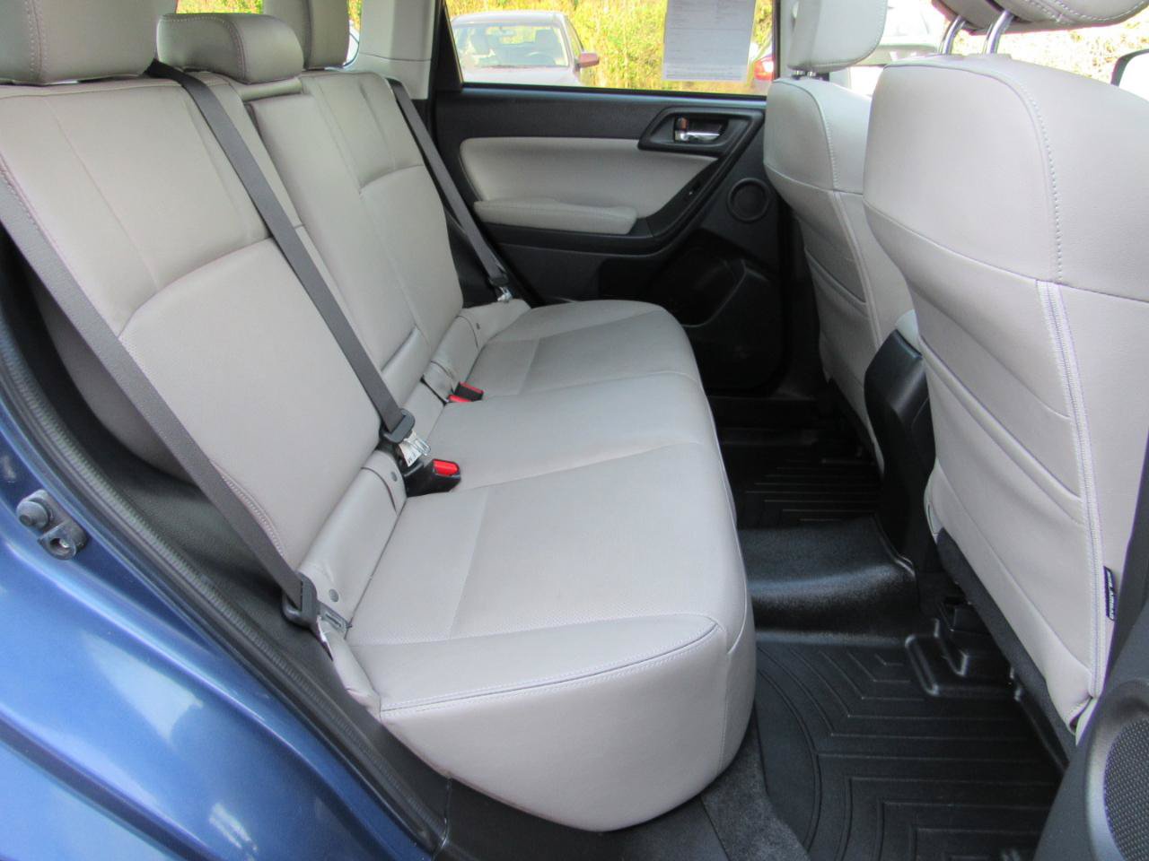 Used 2014 Subaru Forester 2.5i Touring w/ Popular Package #1 AWD/4WD image 8