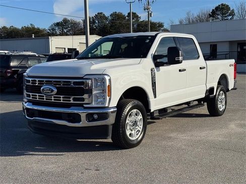 Used 2025 Ford F250 XLT image 7