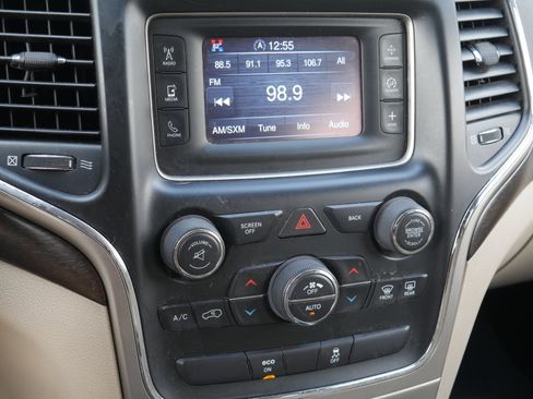 Used 2014 Jeep Grand Cherokee Laredo w/ All Weather Capability Group image 10