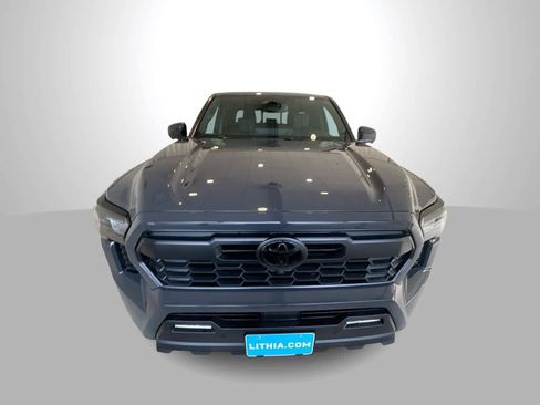 New 2026 Toyota Tacoma TRD Off-Road AWD/4WD image 3