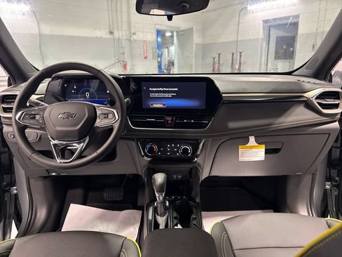 New 2026 Chevrolet TrailBlazer ACTIV w/ Driver Confidence Package AWD/4WD image 38