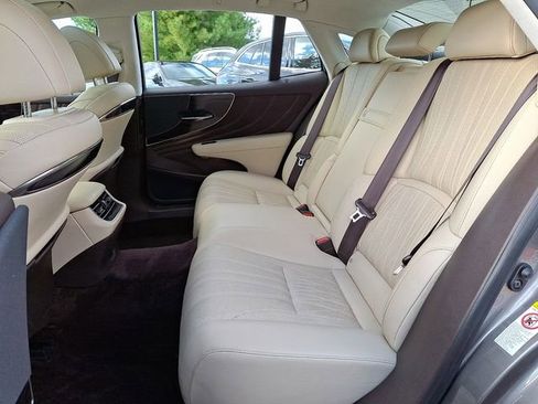 Used 2018 Lexus LS 500 AWD image 10