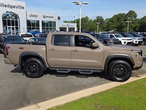Used 2022 Nissan Frontier PRO-4X w/ Pro-4X Premium Package AWD/4WD image 13