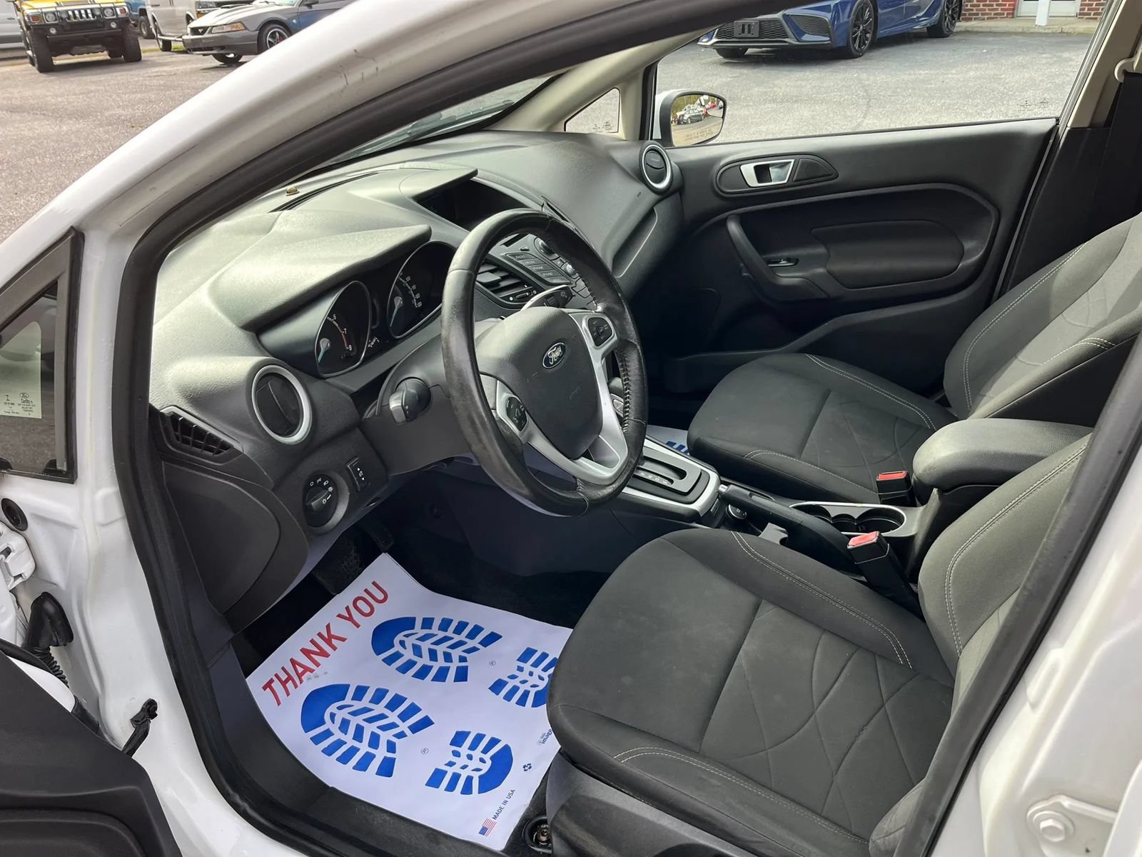 Used 2015 Ford Fiesta SE FWD image 8