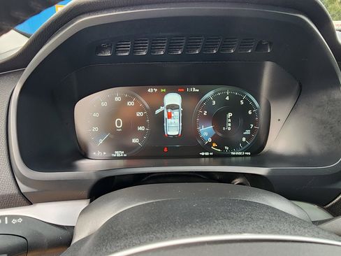 Used 2016 Volvo XC90 T5 Momentum image 16