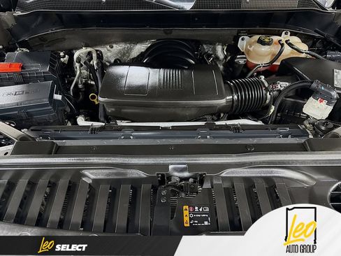 Used 2021 Chevrolet Silverado 1500 LT AWD/4WD image 32