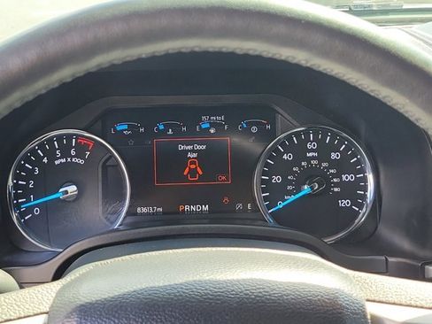 Used 2021 Ford Expedition XLT image 28