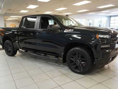 Used 2022 Chevrolet Silverado 1500 RST w/ LPO, Blackout Package AWD/4WD image 13