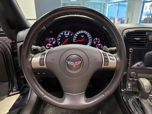 Used 2009 Chevrolet Corvette Convertible w/ Preferred Equipment Group RWD image 19