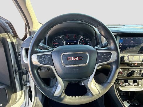 Used 2020 GMC Terrain Denali w/ Denali Premium Package image 32