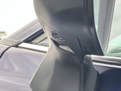 Used 2022 Toyota Highlander Platinum image 12