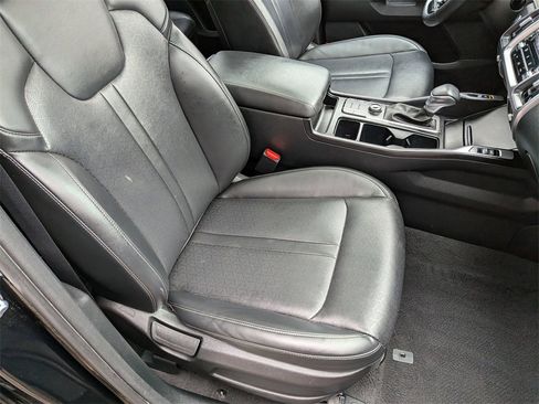 Certified 2023 Kia Sorento S w/ Panoramic Sunroof Package image 26